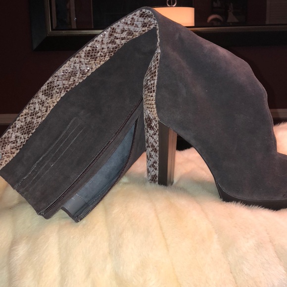 Calvin Klein Suede Snakeskin boots - Picture 3 of 3